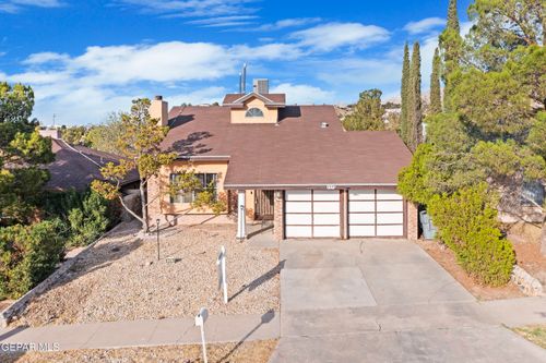 7337 Royal Arms Dr, El Paso, TX, 79912-7004 | Card Image