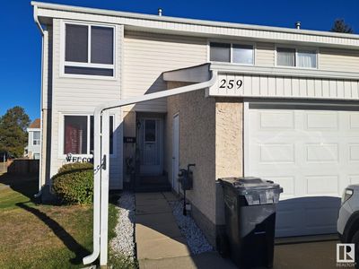 259 Grandin Villge, Townhouse with 4 bedrooms, 2 bathrooms and null parking in Saint Albert AB | Image 2