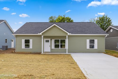 7437 Cascade Meadows Way, Knoxville, TN, 37918-9484 | Card Image