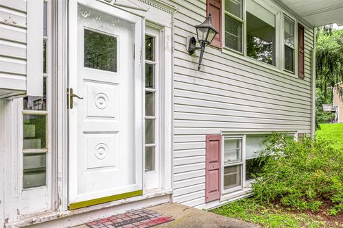 29 Astor Pl, Monsey, NY, 10952-1012 | Card Image