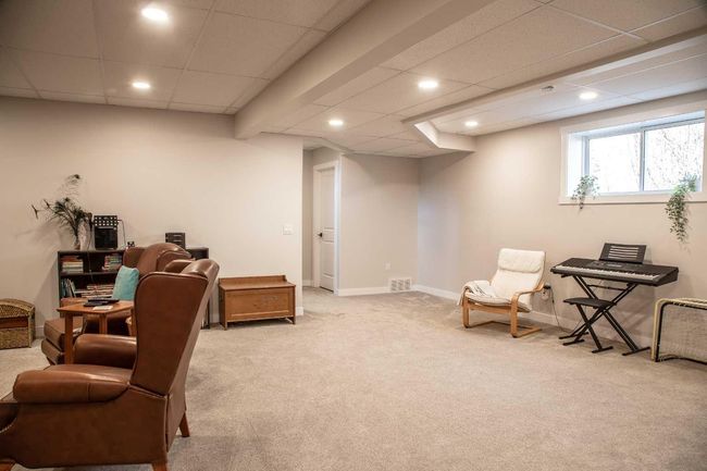 19125 Township Road 1104, House other with 5 bedrooms, 3 bathrooms and 10 parking in High Level AB | Image 32