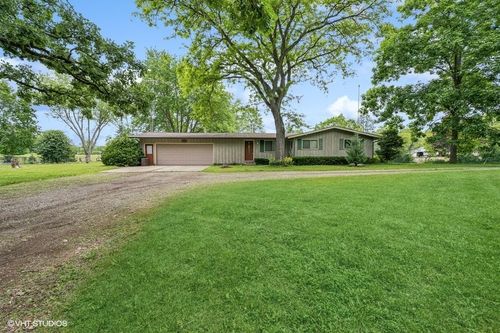 805 S Rose Farm Rd, Woodstock, IL, 60098-9573 | Card Image