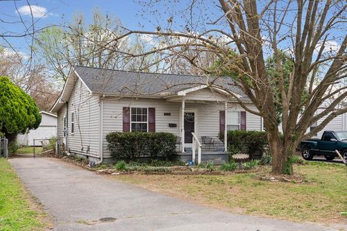 2736 Kenwood Drive, Hopkinsville, KY, 42240 | Card Image