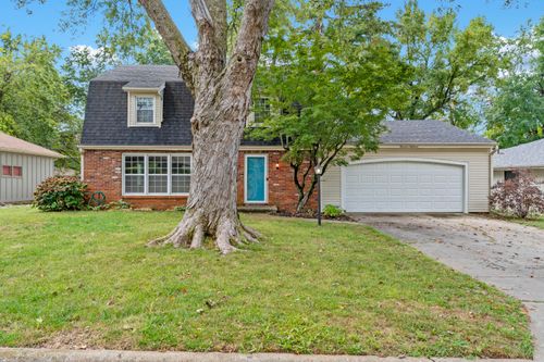 1418 E Walnut Lawn St, Springfield, MO, 65804-6411 | Card Image