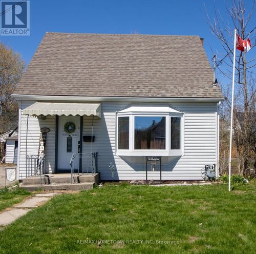80 Chaffey St, Brockville, ON, K6V4L7 | Card Image