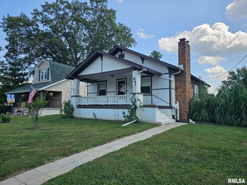 945 Frazier Ave, Centralia, IL, 62801-4363 | Card Image