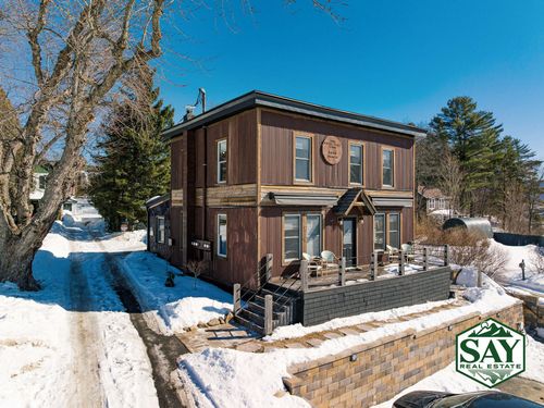 2807 Wilmington Road, Lake Placid, NY, 12946 | Card Image