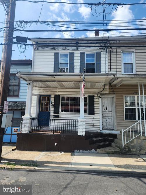 413 North St, MINERSVILLE, PA, 17954-1225 | Card Image