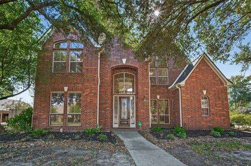 16325 Jersey Hollow Dr, Jersey Village, TX, 77040-1131 | Card Image