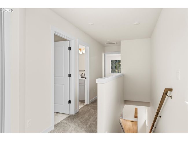 6307 Se Chloe Rose Way, House attached with 3 bedrooms, 3 bathrooms and 1 parking in Milwaukie OR | Image 15