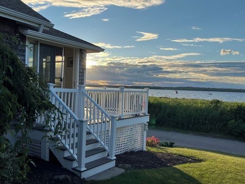 134 Greenfield Avenue Avenue, Portsmouth, RI, 02871 | Card Image