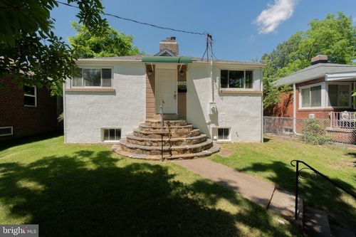 1226 N Taylor St, ARLINGTON, VA, 22201-4814 | Card Image