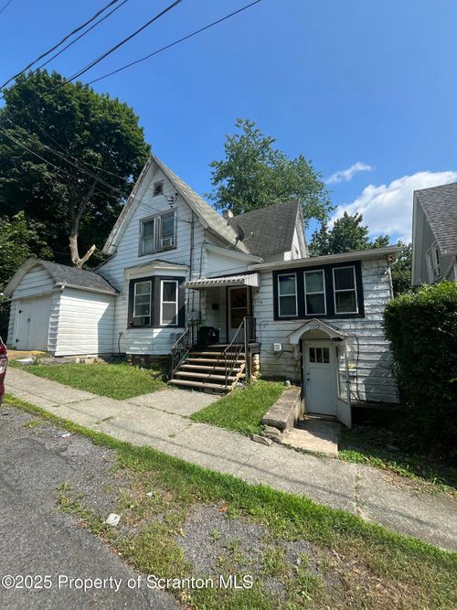 2012 Edna Ave, Scranton, PA, 18508-2032 | Card Image