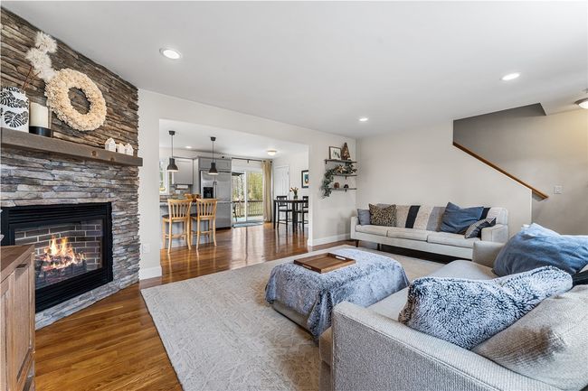 135 Crandall Rd, House other with 3 bedrooms, 3 bathrooms and 7 parking in Tiverton RI | Image 4