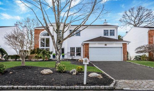 118-118 Fairway View Drive, Huntington, NY, 11725 | Card Image