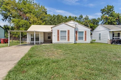 217 E Boyd St, Bonham, TX, 75418-2601 | Card Image