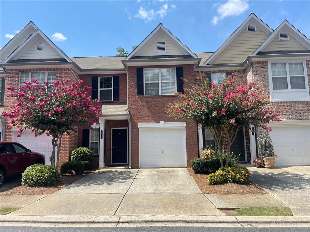 Pleasant Oaks Dr, Lawrenceville, GA 30044