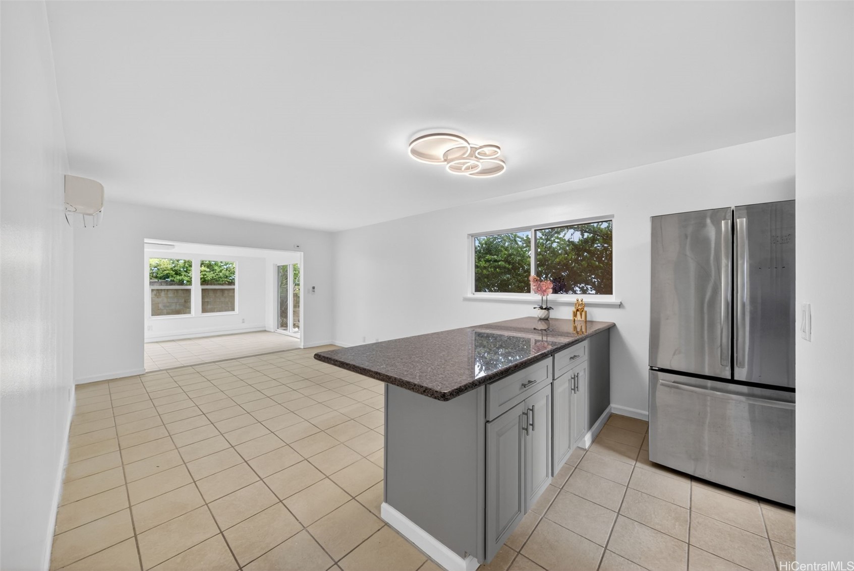 Residential in Honolulu 4