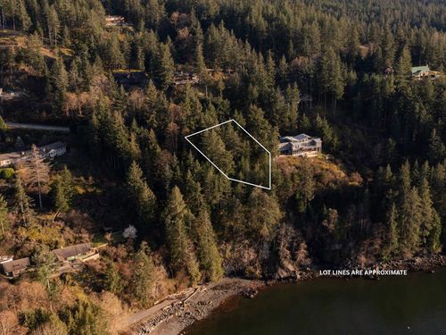 1664 White Sails Dr, Bowen Island, BC, V0N1G2 | Card Image