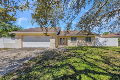 9455 Laura Anne Dr, Seminole, FL, 33776-1619 | Card Image