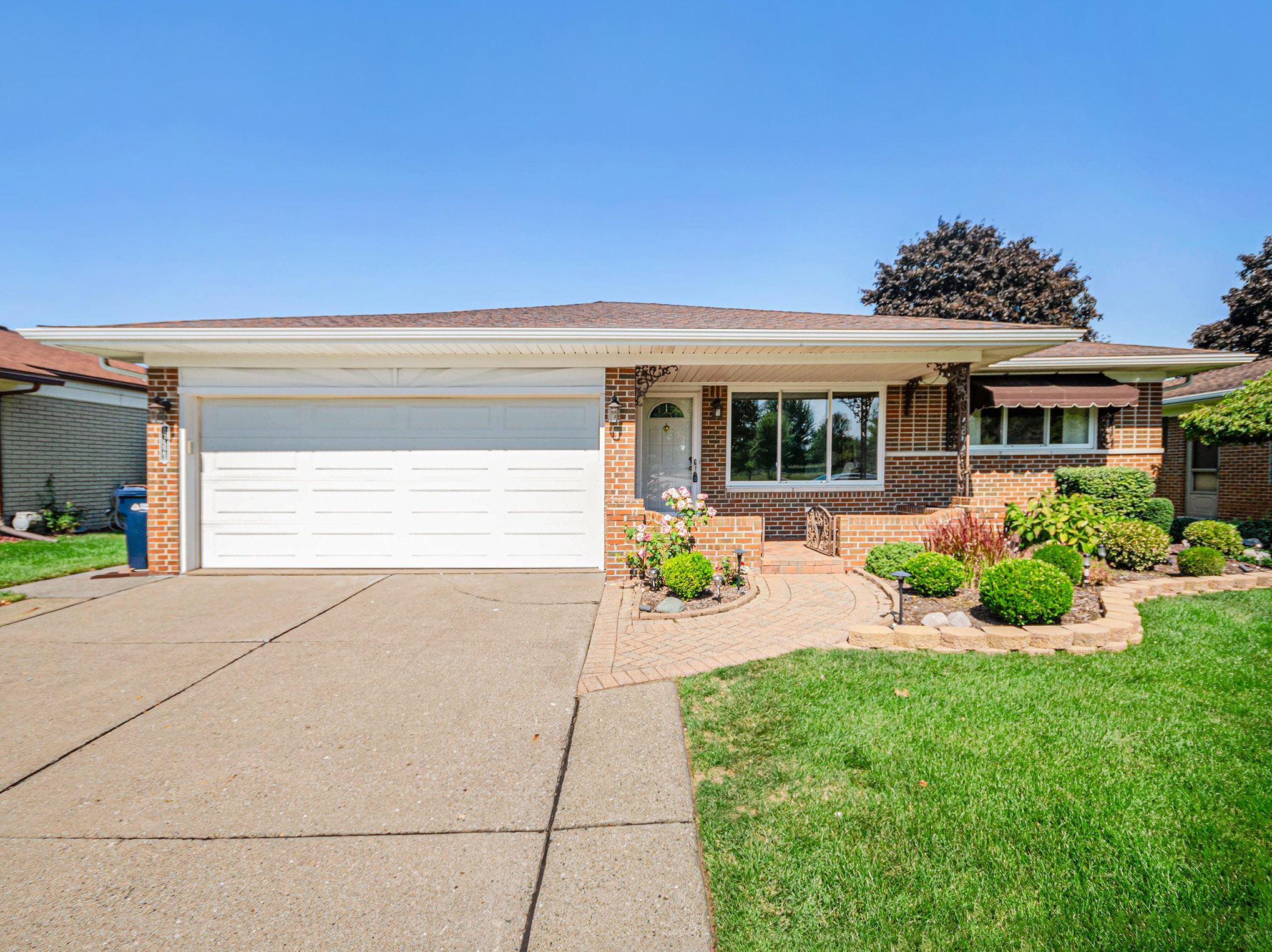 Brougham Dr, Sterling Heights, MI 48312
