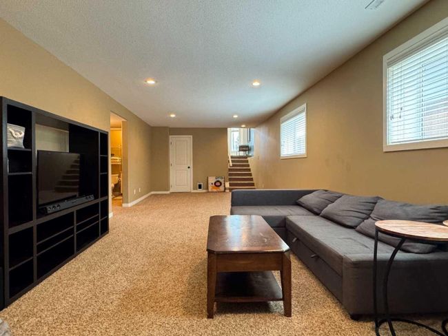38 Riverland Close W, Home with 4 bedrooms, 3 bathrooms and 4 parking in Lethbridge AB | Image 28