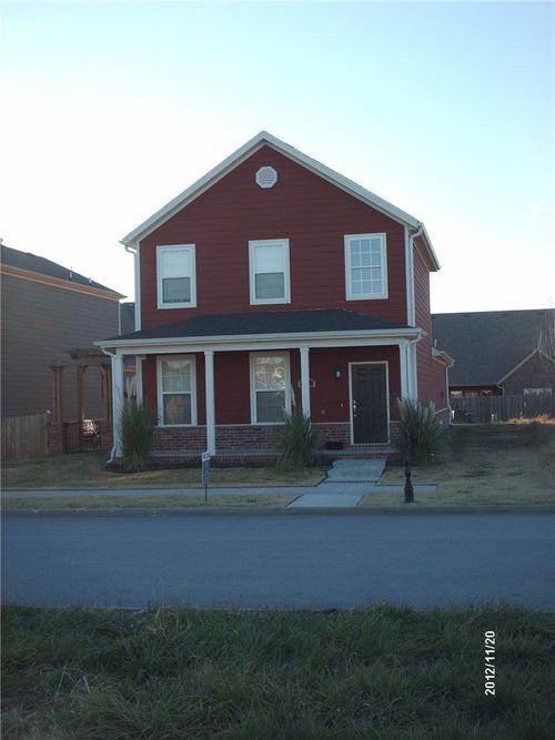 649 N Longfellow Ln, Fayetteville, AR, 72704-7543 | Card Image