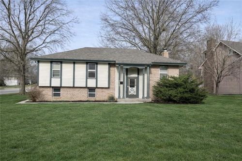 5236 Mccoy St, Kansas City, MO, 64133-2650 | Card Image