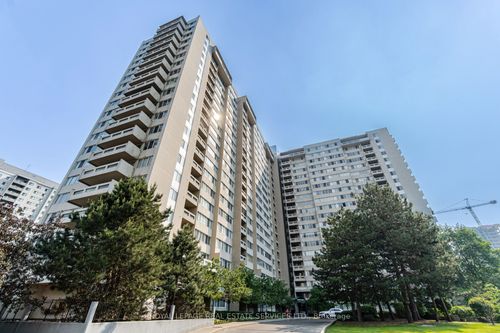 2-3950 Kaneff Cres, Mississauga, ON, L5A3X3 | Card Image