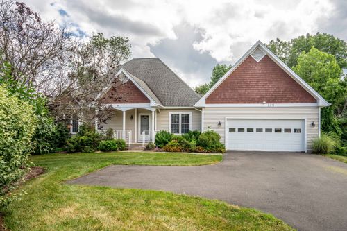 139-139 Thistle Pond Dr, Bloomfield, CT, 06002-1661 | Card Image