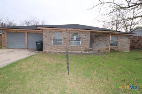 109 Manning Dr, Copperas Cove, TX, 76522-2621 | Card Image