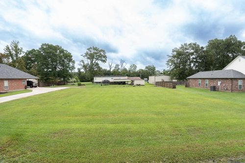 13176 Cypress Gold Dr, Saint Amant, LA, 70774-3238 | Card Image