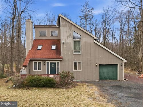 6361 Cherokee Trl, Tobyhanna, PA, 18466-7818 | Card Image