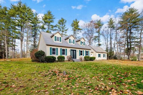 31 Moulton Ave, Greenland, NH, 03840-2309 | Card Image