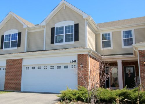 1241 Draper Rd, McHenry, IL, 60050-7203 | Card Image