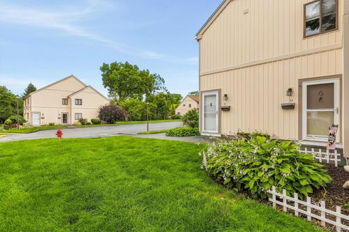 a-1 Kings Ct, Mohegan Lake, NY, 10547-1118 | Card Image