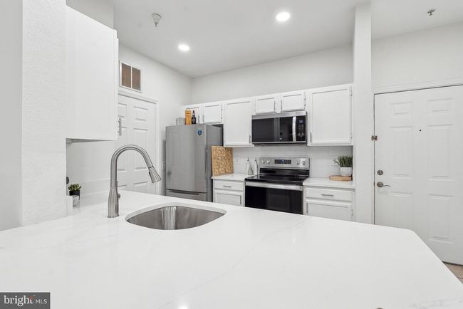UNIT-2112 - 1600 Spring Gate Dr, Condo with 1 bedrooms, 1 bathrooms and null parking in MCLEAN VA | Image 7