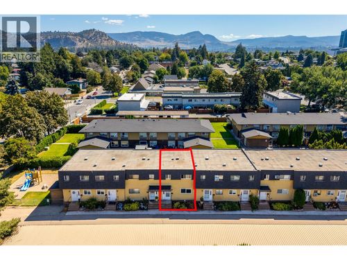 4-1283 Bernard Ave, Kelowna, BC, V1Y6R3 | Card Image