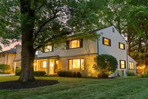 3170 Brandon Rd, Upper Arlington, OH, 43221-2210 | Card Image