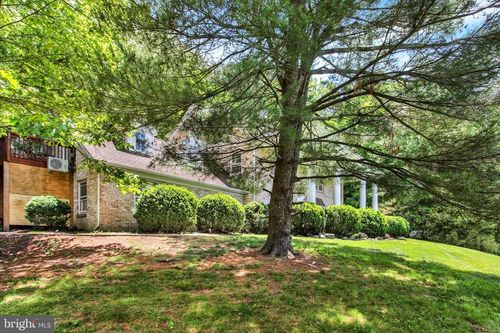 168 Country Club Trl, FAIRFIELD, PA, 17320-8577 | Card Image