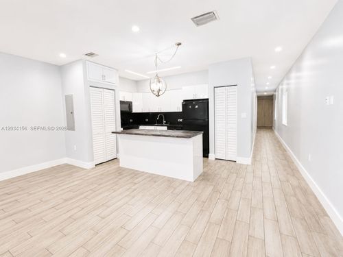 1-7135 Sw 21st St, Miami, FL, 33155 | Card Image