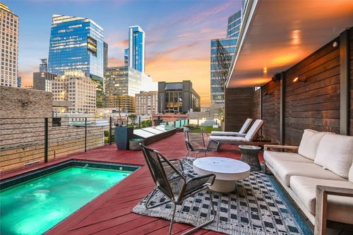 811 Congress Ave, Austin, TX, 78701-2425 | Card Image
