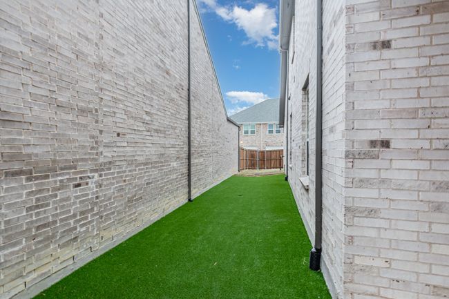 View of yard | Image 34
