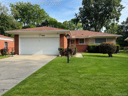 19280 Magnolia Pkwy, Southfield, MI, 48075-7129 | Card Image