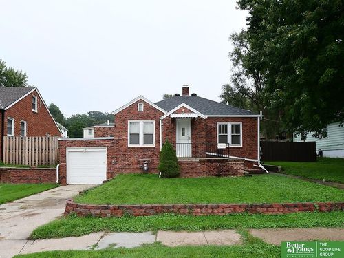 3729 N 56th Street, Omaha, NE, 68104 | Card Image