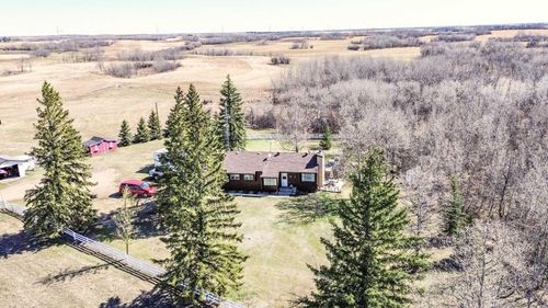 39507 Hwy 56, Rural Stettler No. 6, County of, AB, T0C2L0 | Card Image