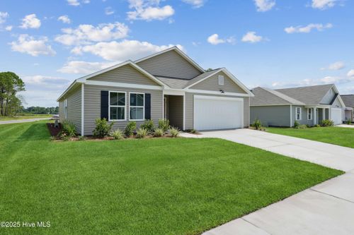 4 Brookridge Dr, Fayetteville, NC, 28314 | Card Image