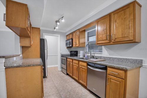 apt-211a-3350 S Osprey Ave, SARASOTA, FL, 34239-5919 | Card Image