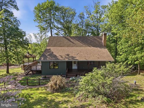 293 Red Bird Ln, HARPERS FERRY, WV, 25425-5540 | Card Image