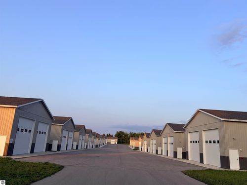 5-5949 Storage Loop Rd, Traverse City, MI, 49685-5900 | Card Image
